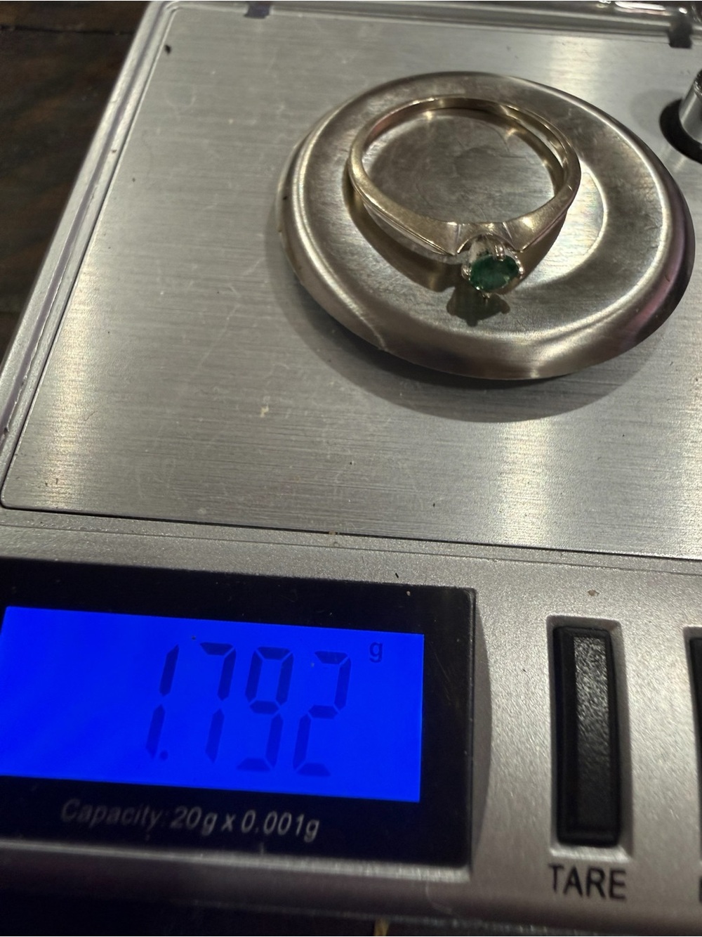 14K White Gold Emerald Solitaire Ring Size 9 - Picture 5 of 9